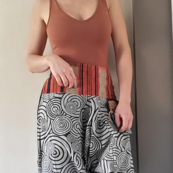 Funky linen pants - Picture 8 of 11